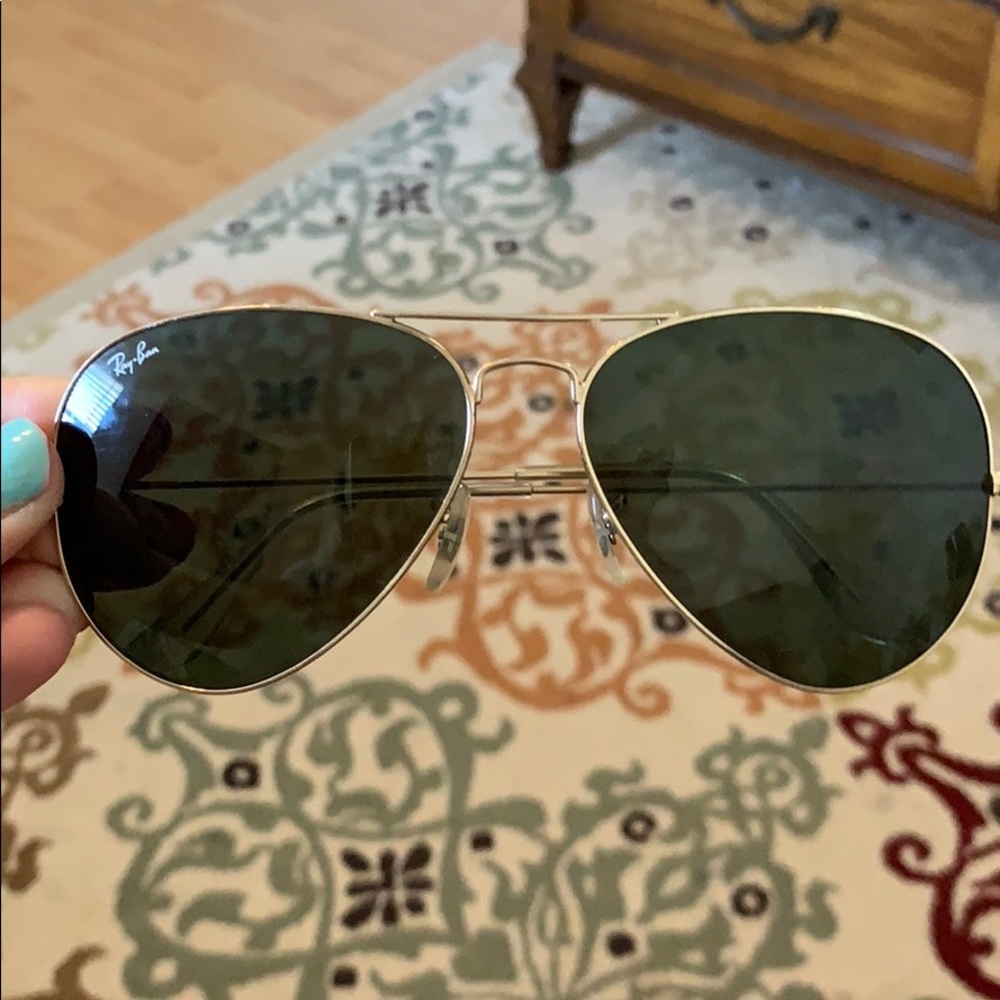 Black Aviator Ray Bans